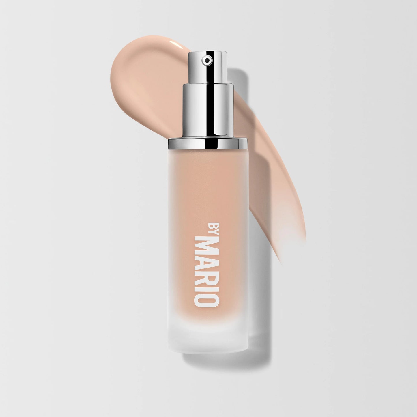 Foundation mit natürlichem Finish